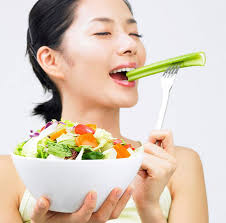 7 loại thực phẩm giúp hơi thở thơm cả năm
